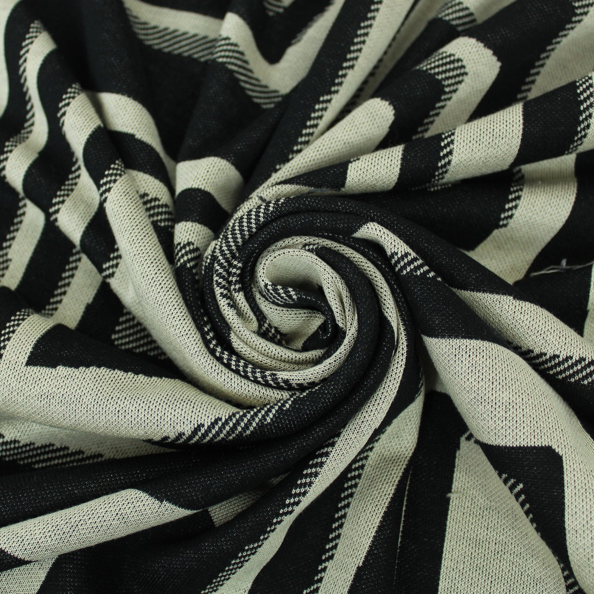 Tissu maille - imprimé géométrique - noir et beige - photo 1/4 | So Tissus