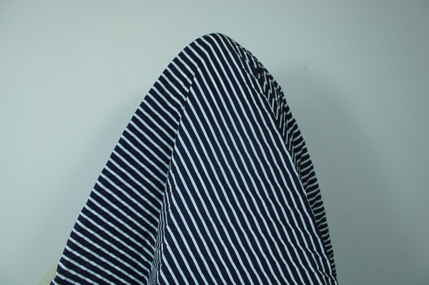 Tissu plissé - à rayures - bleu marine et blanc - photo 3/4 | So Tissus