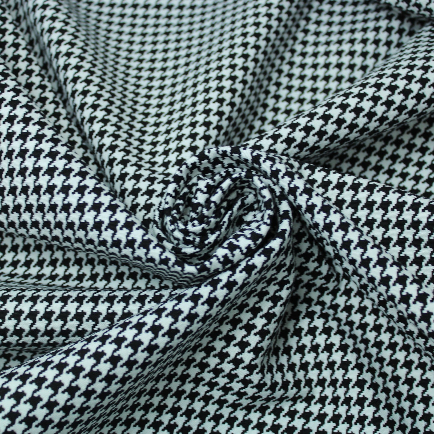 Tissu gabardine coton - pied de poule - noir et blanc - photo 1/5 | So Tissus
