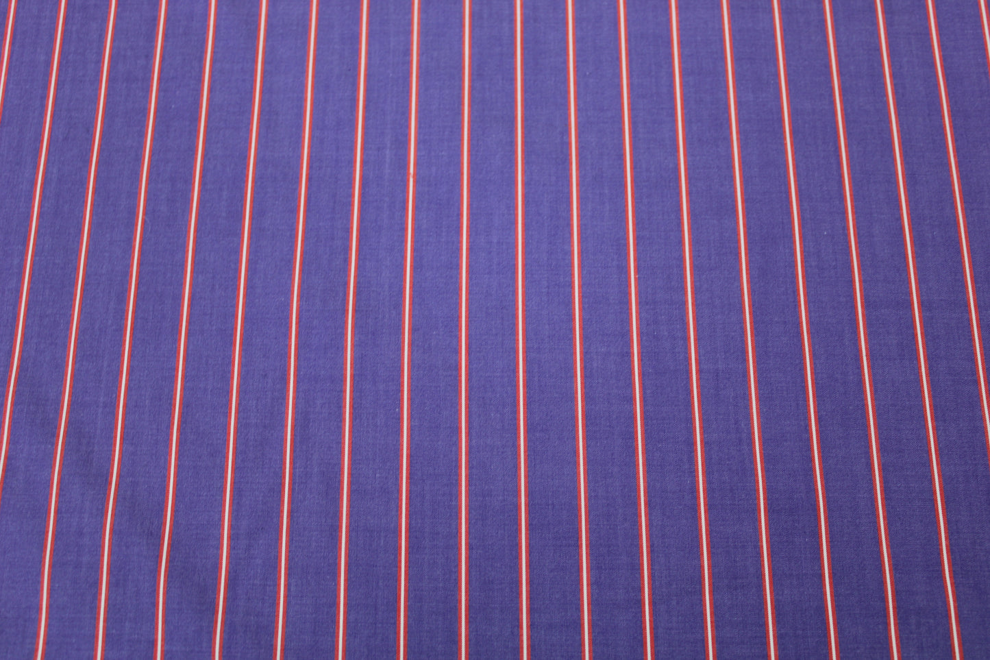 Tissu popeline coton - à rayures - violet et rouge - photo 4/5 | So Tissus