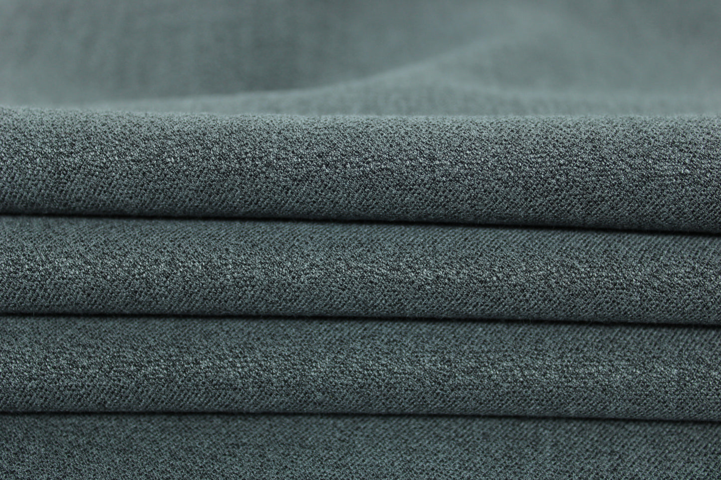 Tissu double crêpe - gris anthracite - photo 2/3 | So Tissus