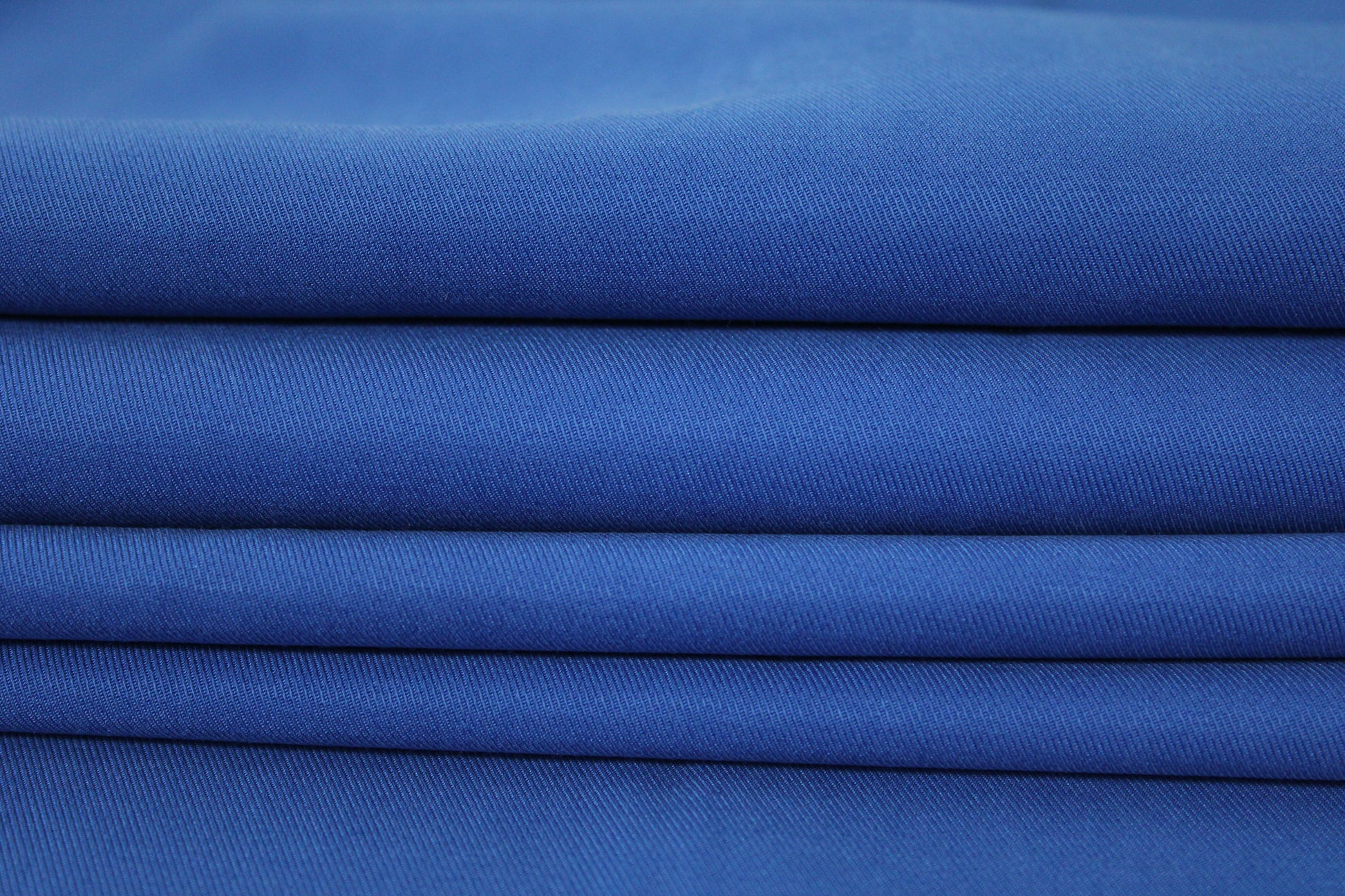 Tissu toile cupro - bleu roi - photo 2/3 | So Tissus