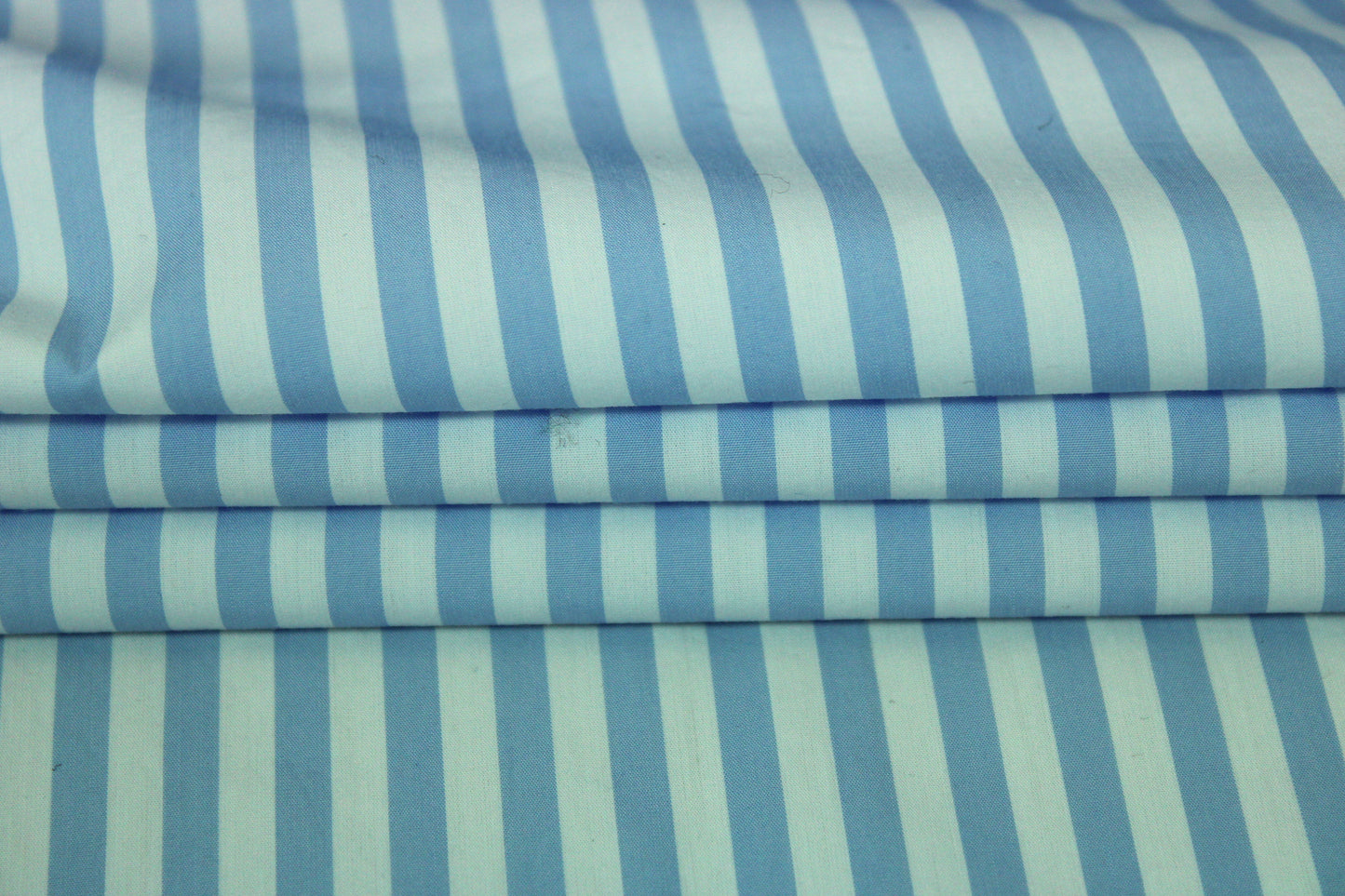 Tissu popeline coton - à rayures - blanc et bleu ciel - photo 2/5 | So Tissus