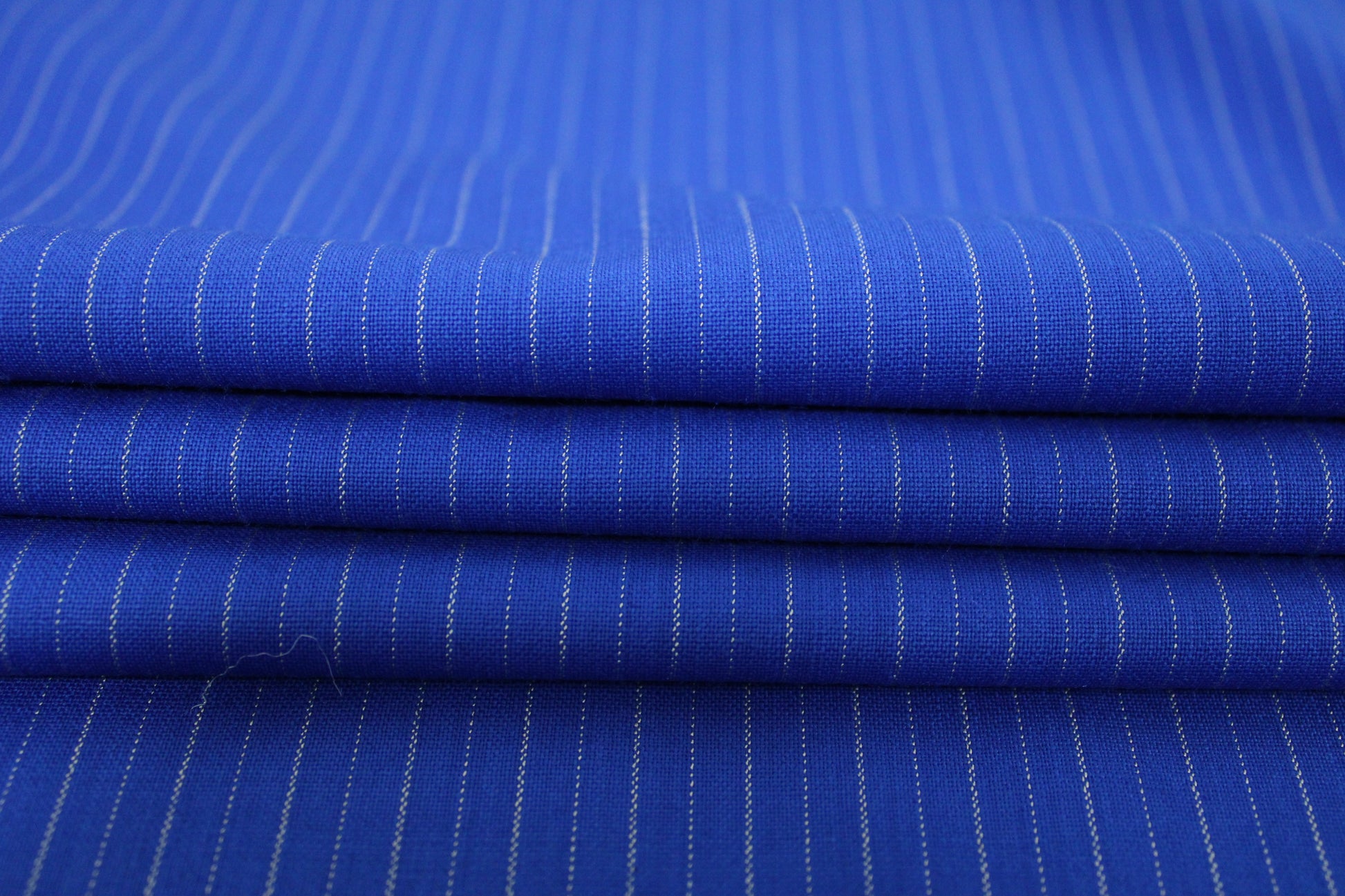 Tissu laine froide stretch - à rayures - bleu roi et blanc - photo 2/4 | So Tissus