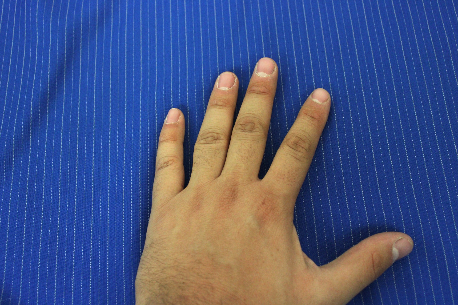 Tissu laine froide stretch - à rayures - bleu roi et blanc - photo 4/4 | So Tissus