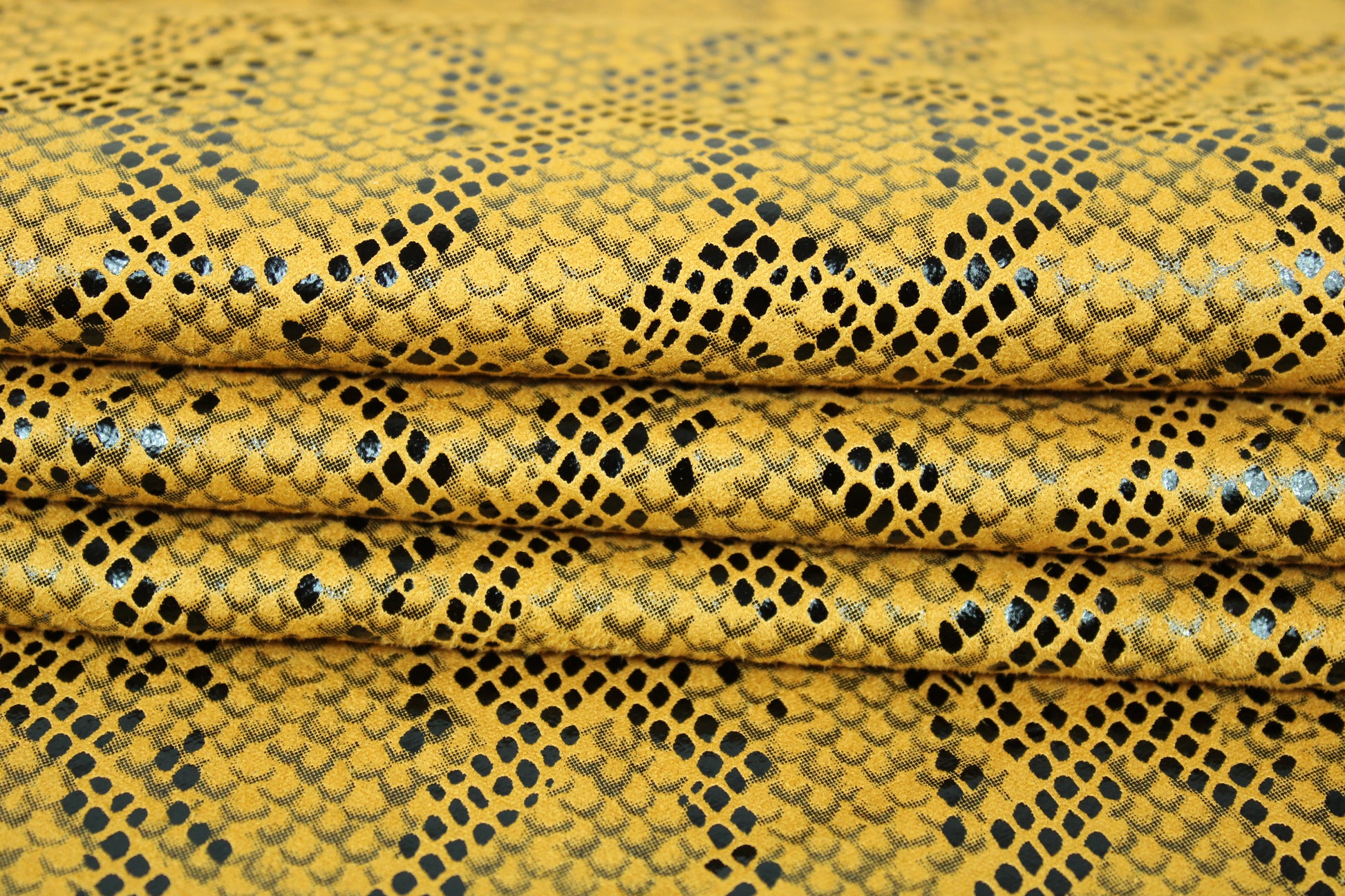 Tissu suédine - imprimé reptile - photo 2/5 | So Tissus