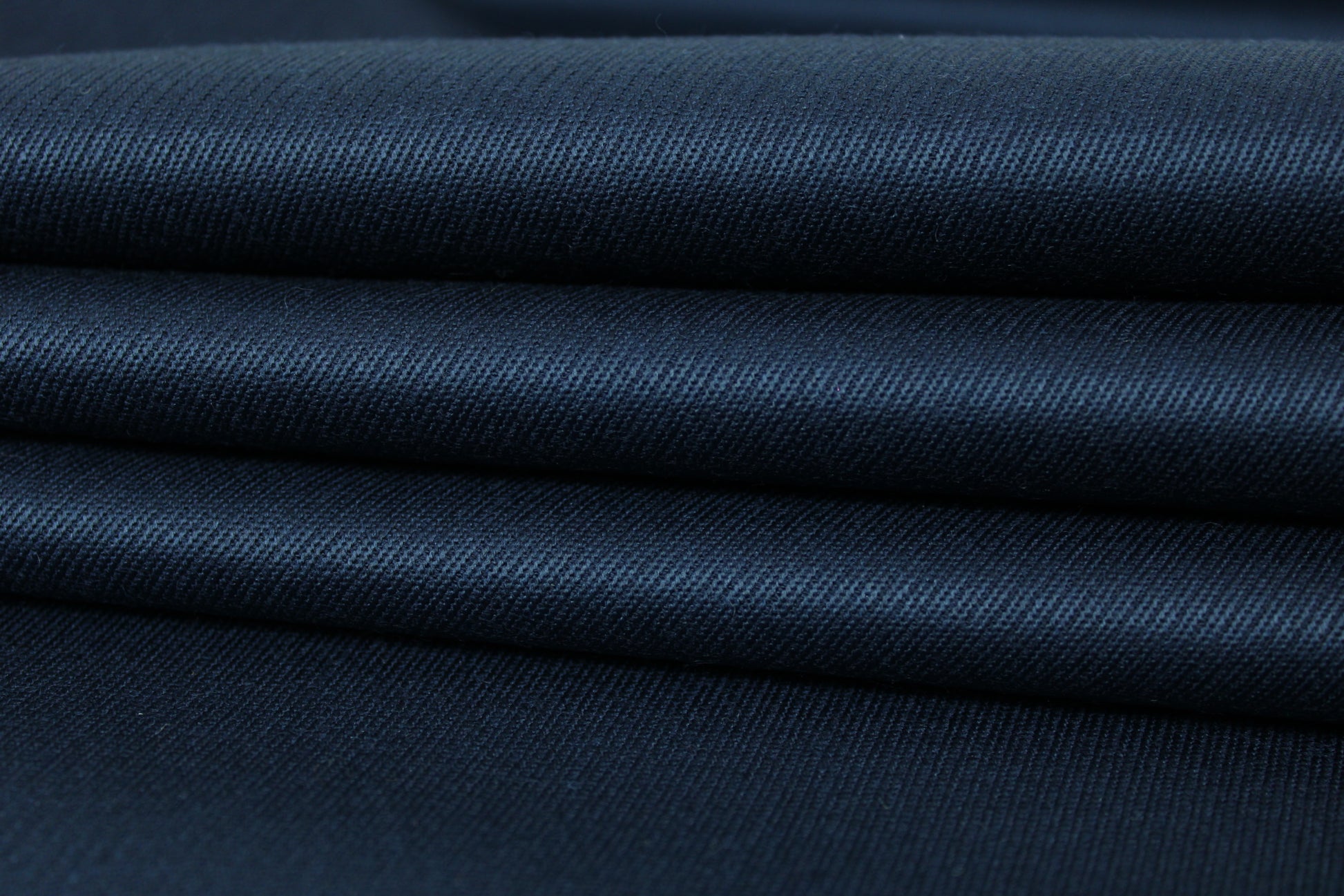Tissu sergé de laine - bleu marine - photo 2/3 | So Tissus
