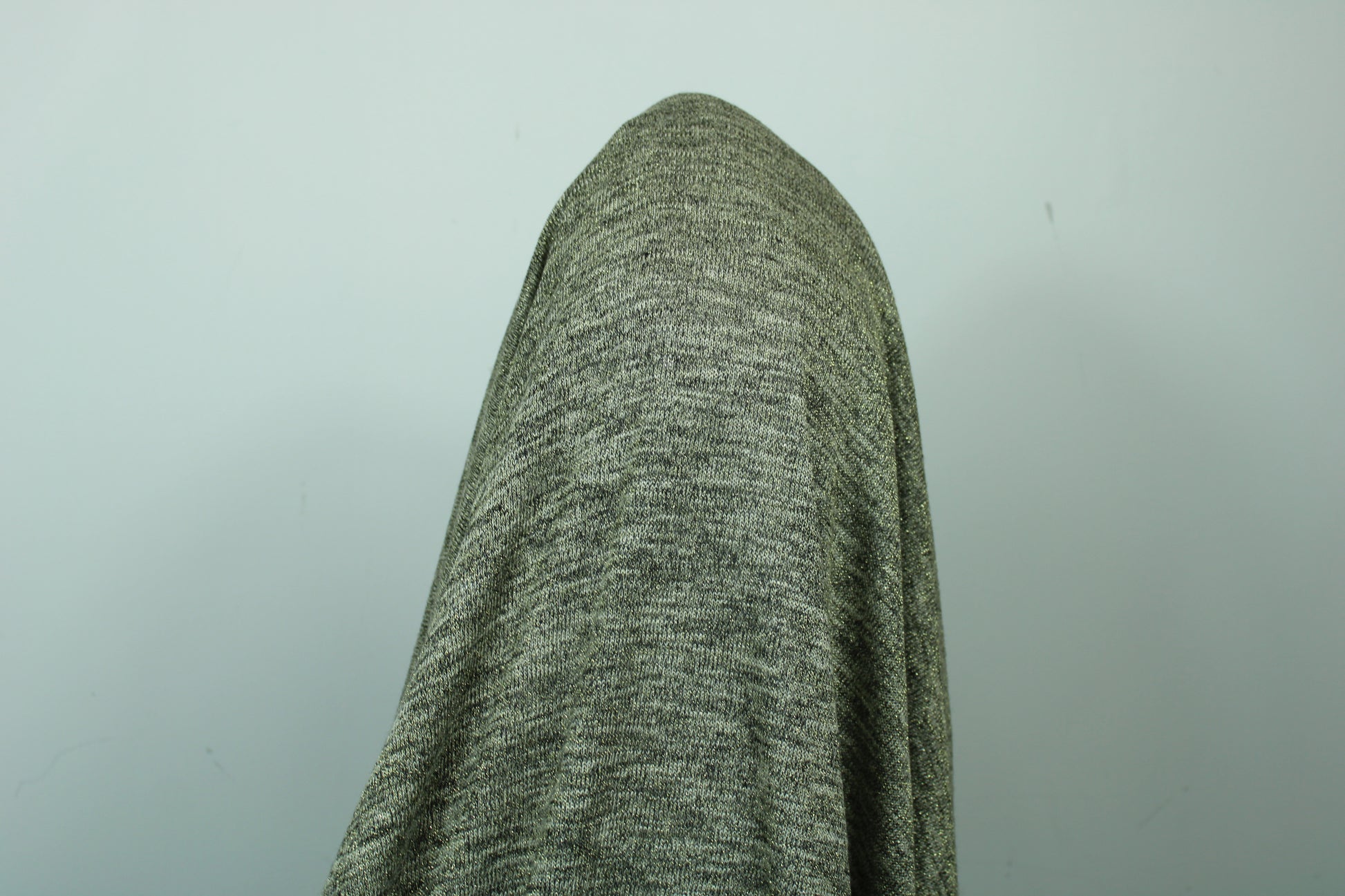 Tissu maille moucheté - gris et doré - photo 3/3 | So Tissus