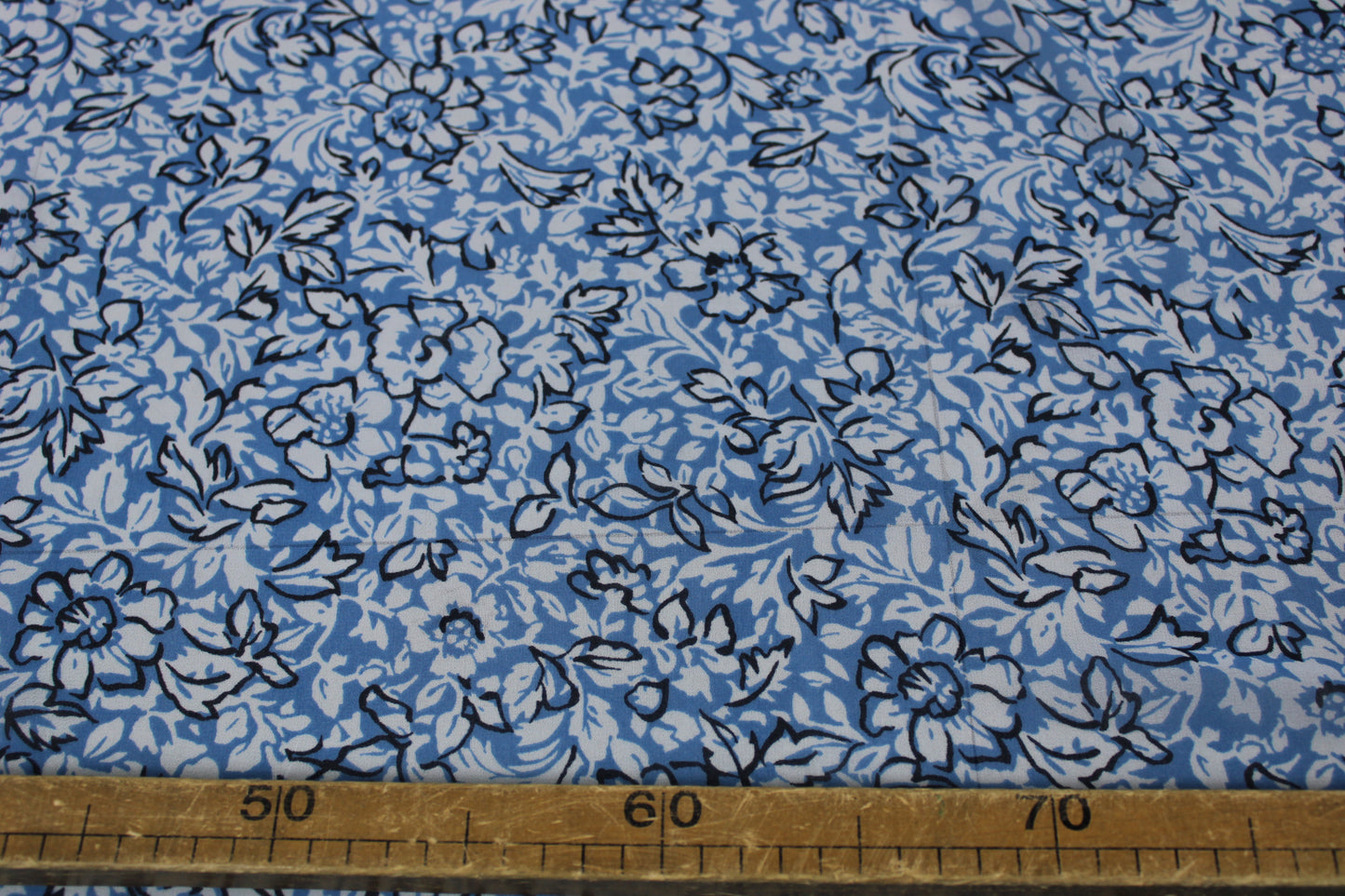 Tissu crêpe georgette  - imprimé fleurs abstraites - photo 4/6 | So Tissus