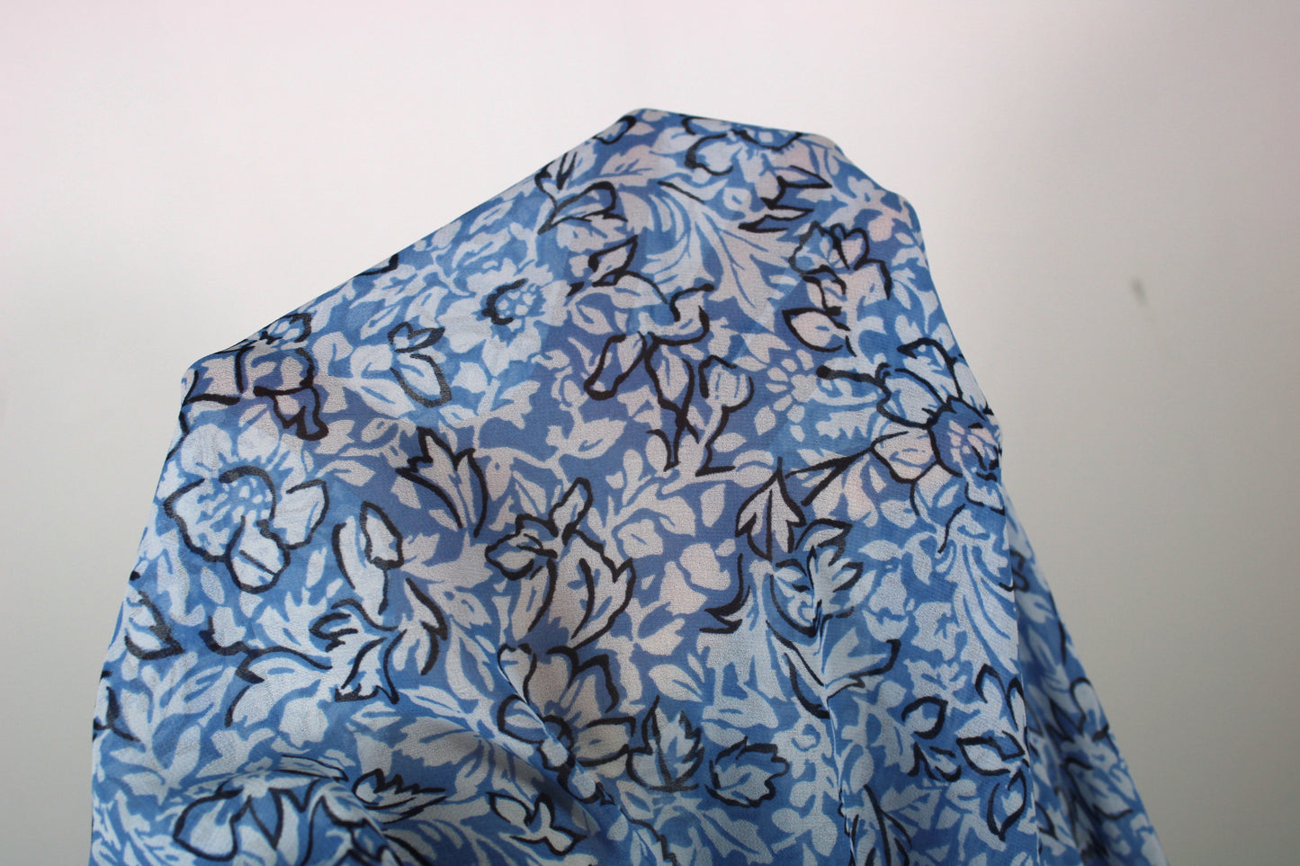 Tissu crêpe georgette  - imprimé fleurs abstraites - photo 6/6 | So Tissus
