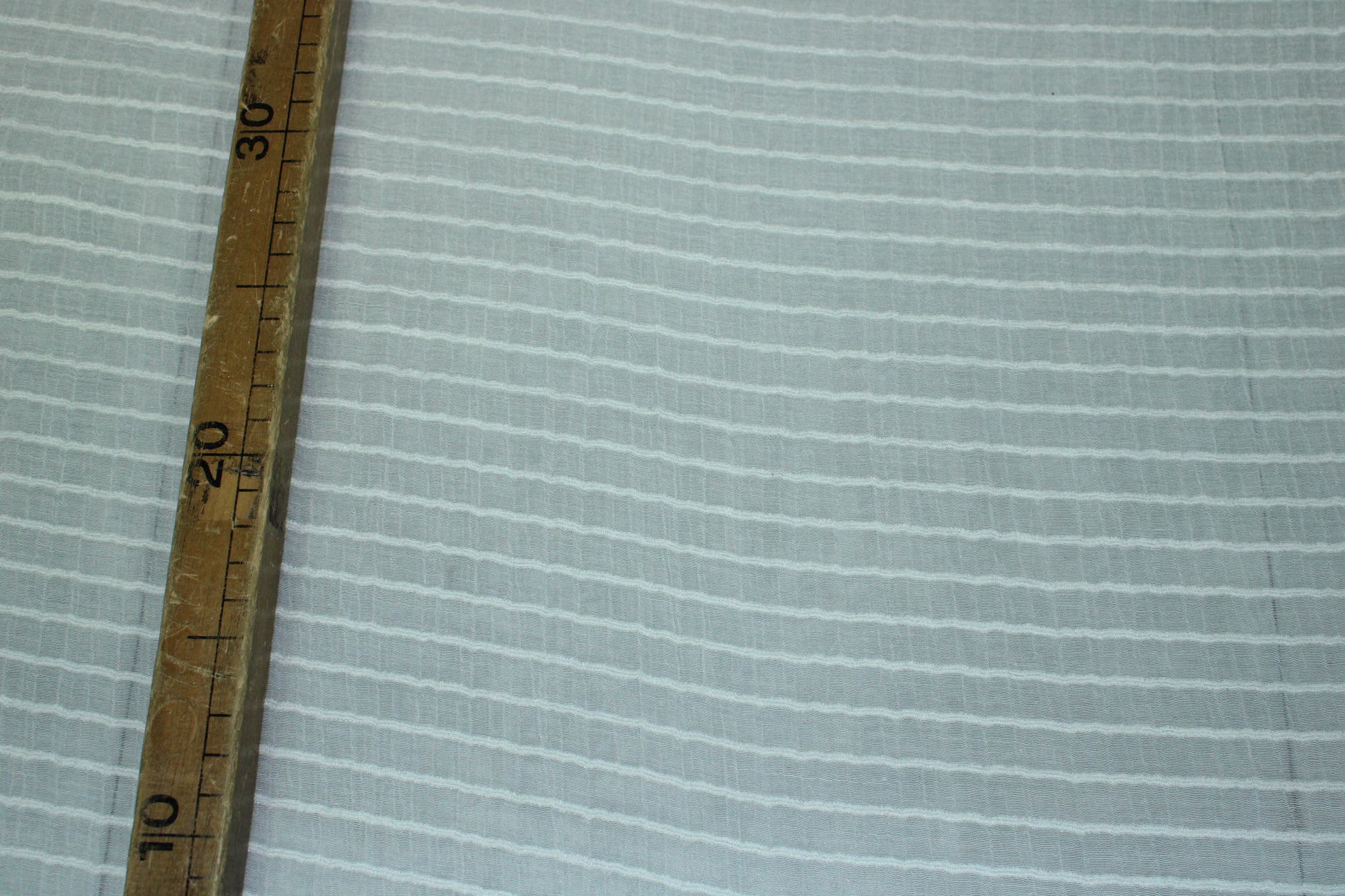 Tissu voile rayon et viscose- à rayures - écru - photo 5/6 | So Tissus
