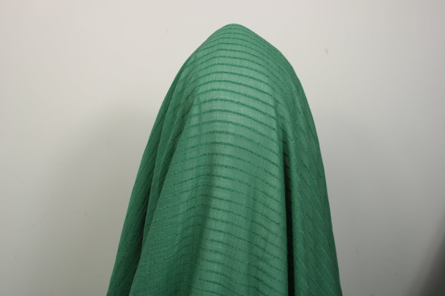 Tissu voile rayon et viscose- à rayures - vert - photo 3/5 | So Tissus