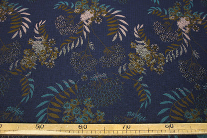 Tissu brocart - imprimé fleuri - bleu marine et argenté - photo 4/5 | So Tissus
