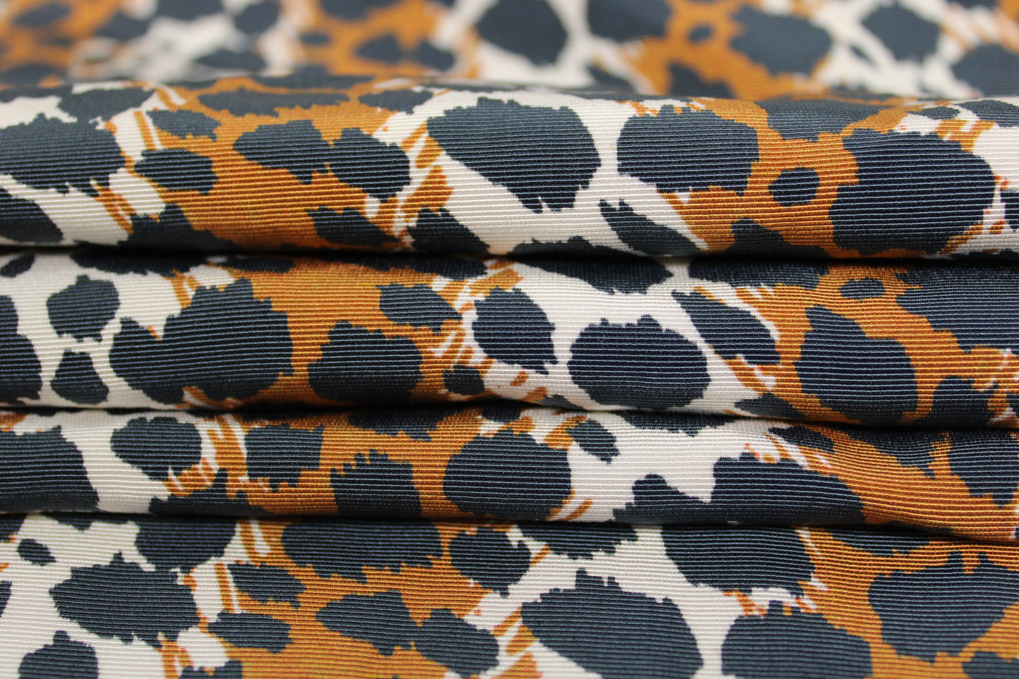 Tissu toile - imprimé léopard - photo 2/5 | So Tissus