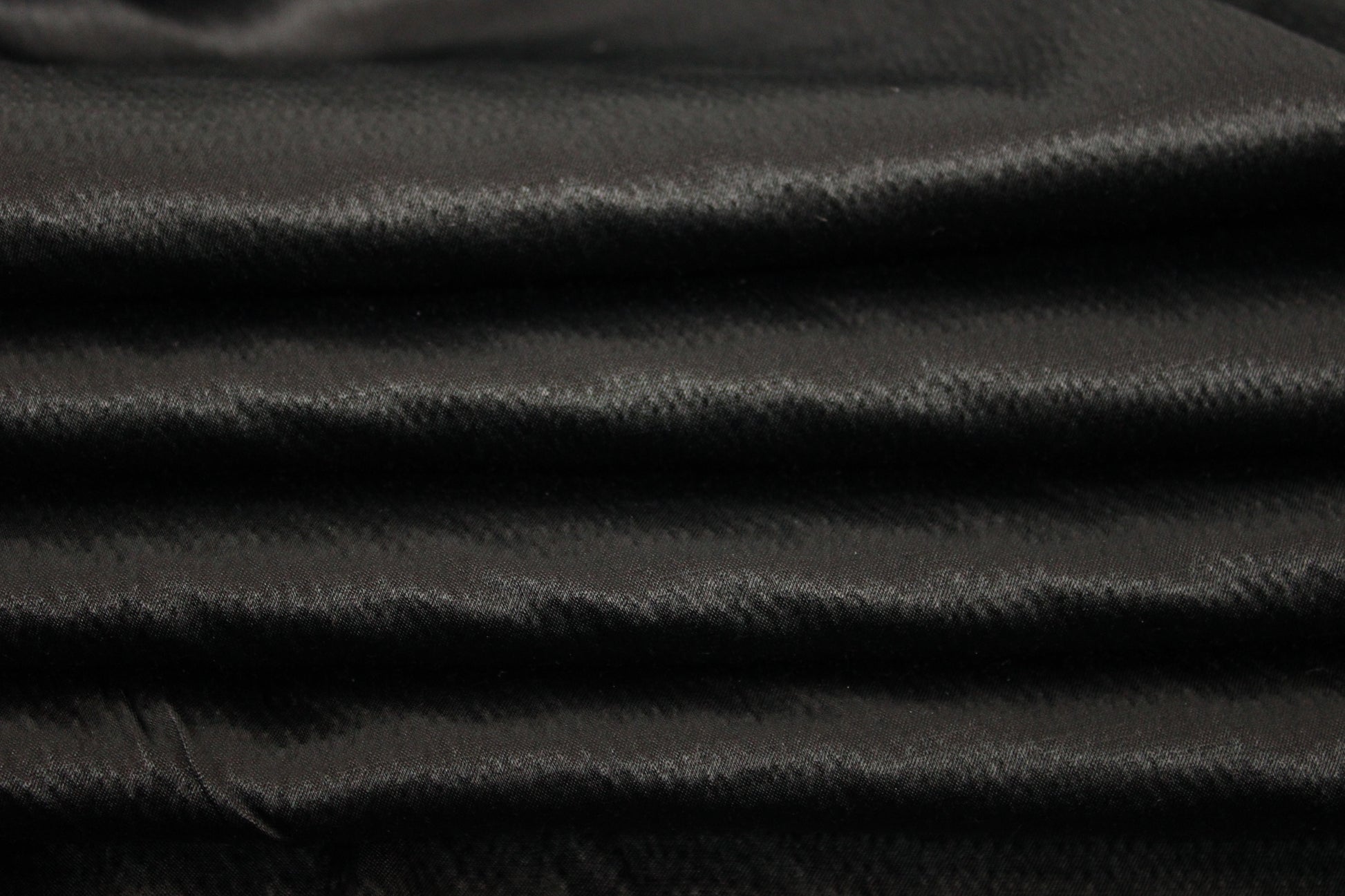 Tissu crêpe satin japonais - noir - photo 2/3 | So Tissus