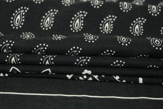Tissu javanaise de viscose - imprimé bandana - noir et blanc - photo 2/5 | So Tissus