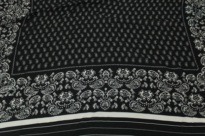 Tissu javanaise de viscose - imprimé bandana - noir et blanc - photo 4/5 | So Tissus