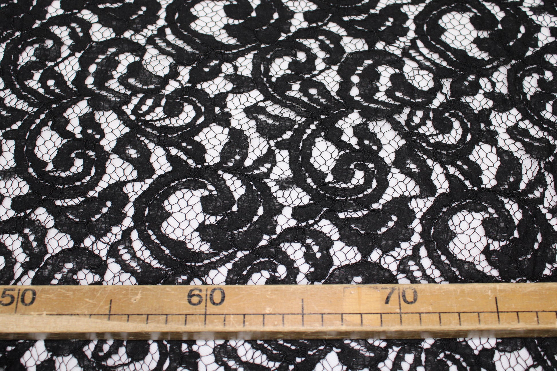 Tissu dentelle motif fleuri- noir - photo 5/5 | So Tissus