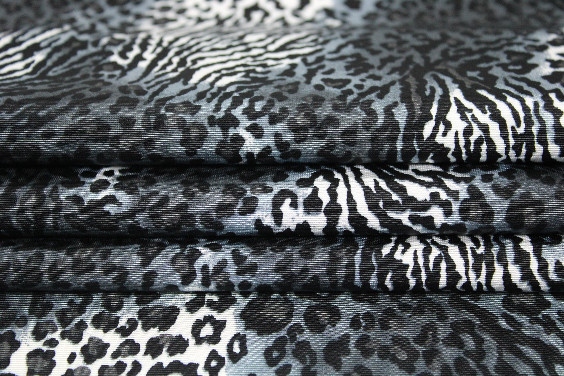Tissu toile - imprimé tacheté - noir gris blanc - photo 2/5 | So Tissus