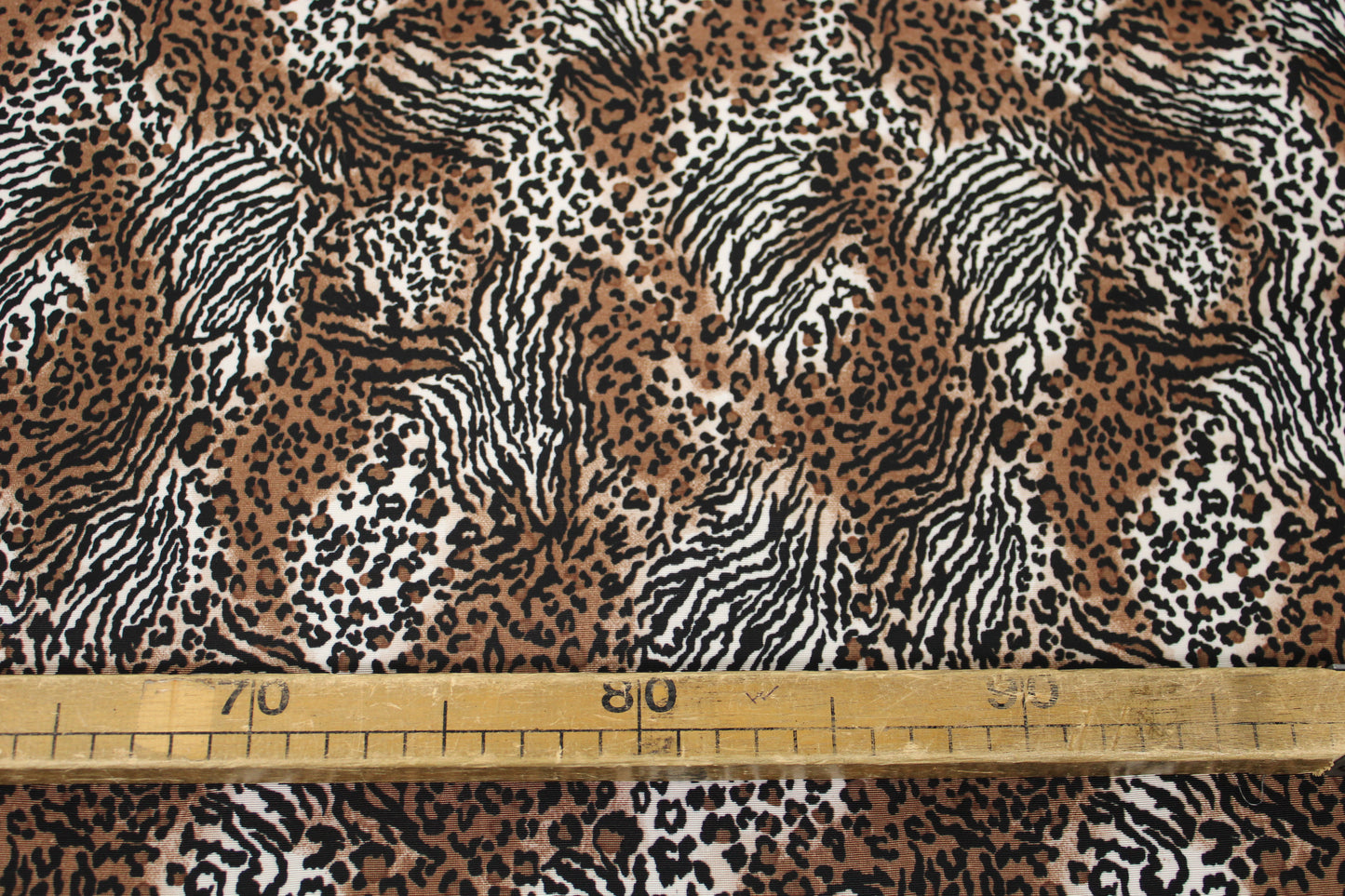 Tissu toile - imprimé tacheté - noir marron blanc - photo 5/5 | So Tissus