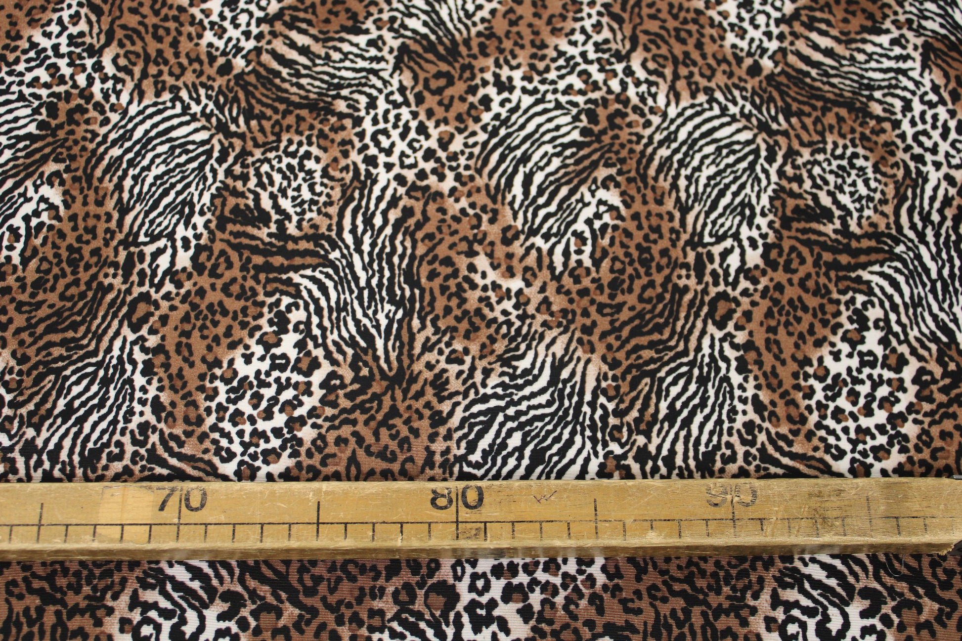 Tissu toile - imprimé tacheté - noir marron blanc - photo 5/5 | So Tissus