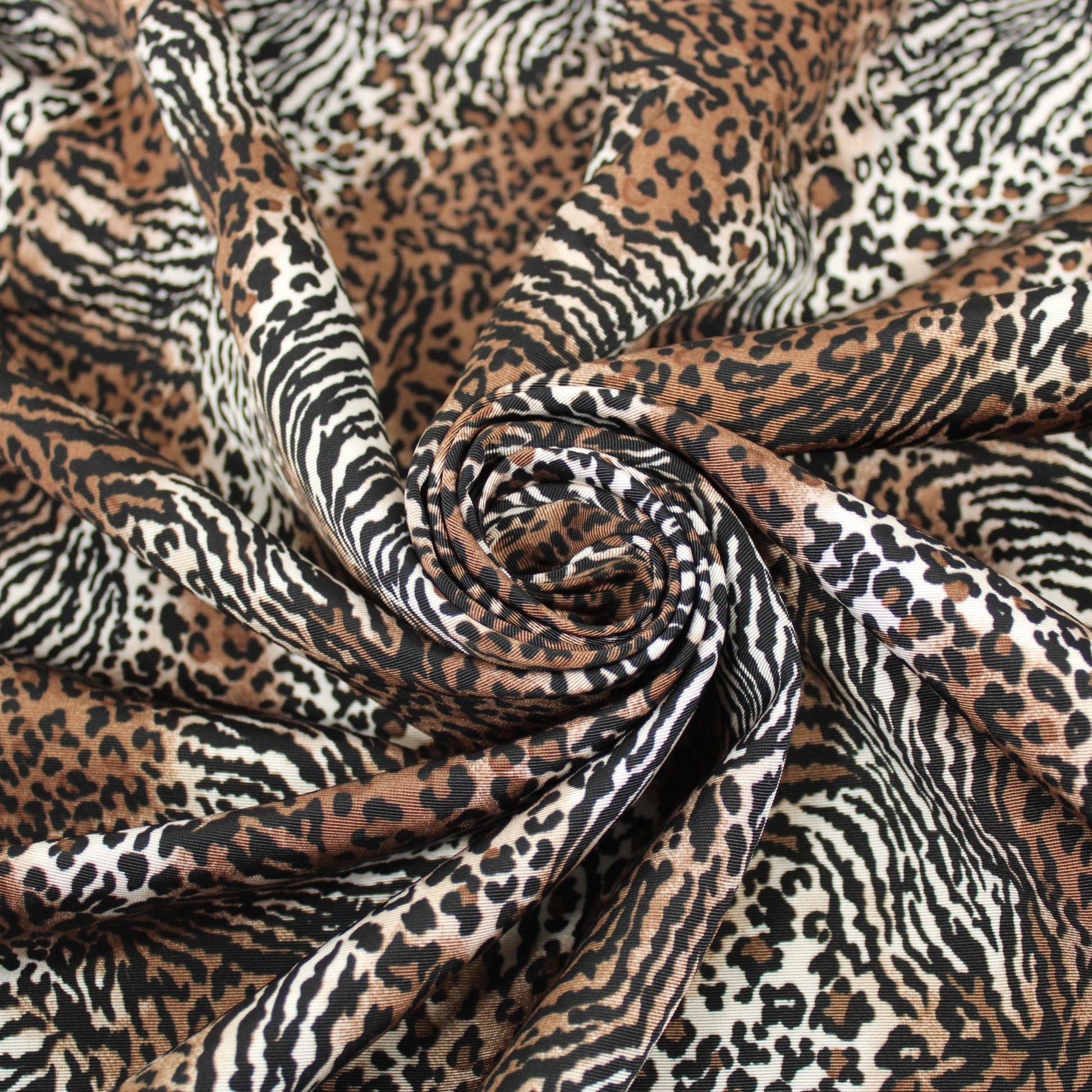 Tissu toile - imprimé tacheté - noir marron blanc - photo 1/5 | So Tissus