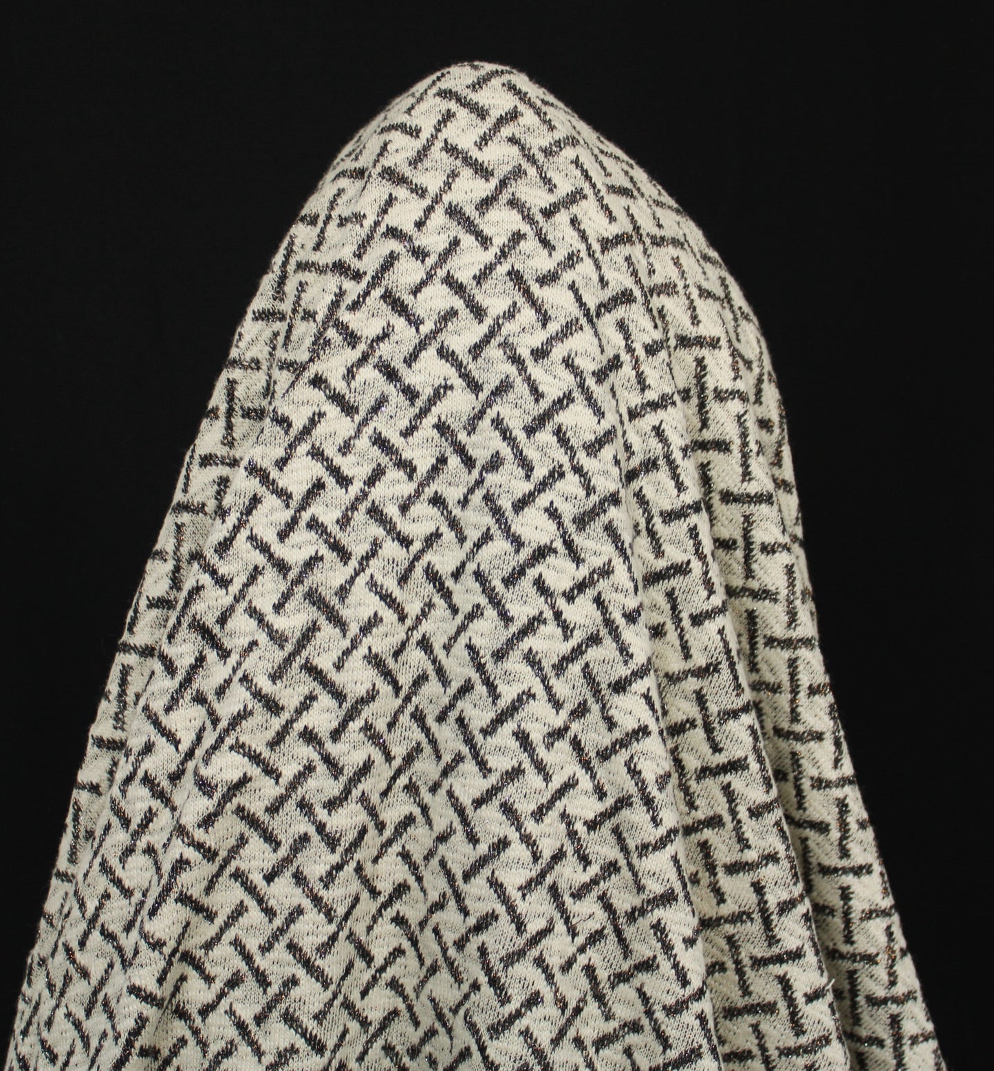 Tissu maille - motifs traits - ton écru - photo 3/5 | So Tissus