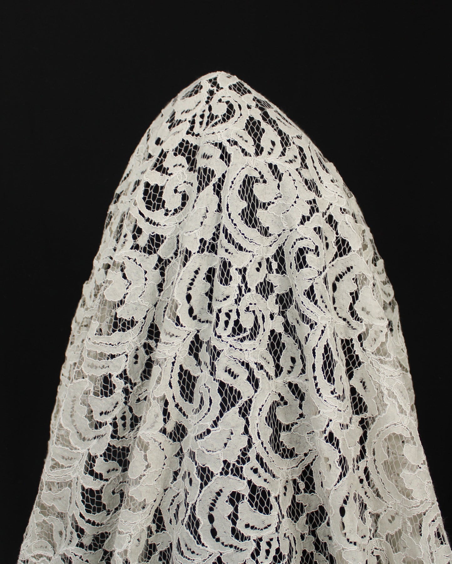 Tissu dentelle motif fleuri- beige et blanc - photo 3/4 | So Tissus