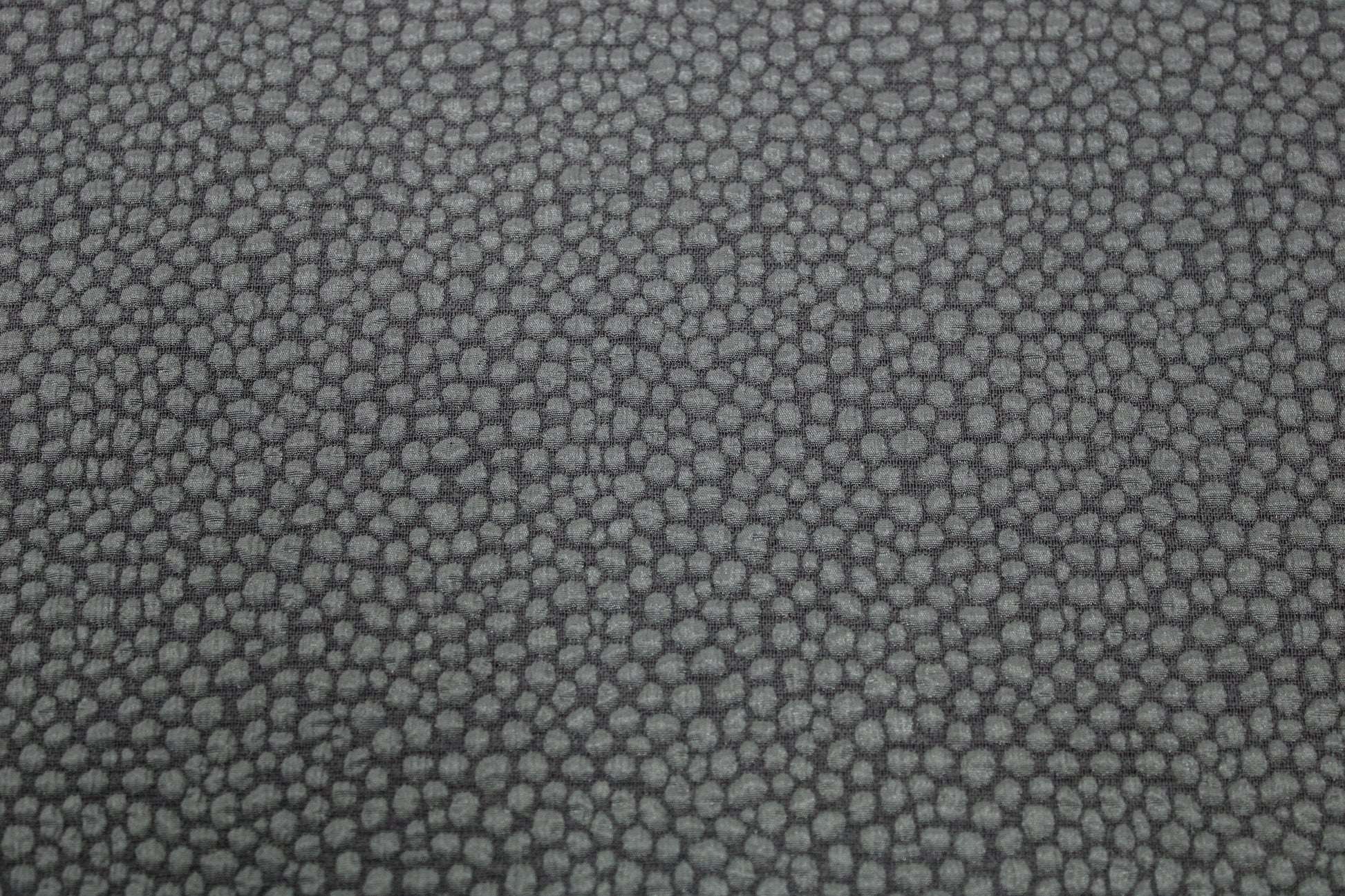 Tissu crêpe gaufré tacheté - gris souris - photo 4/4 | So Tissus