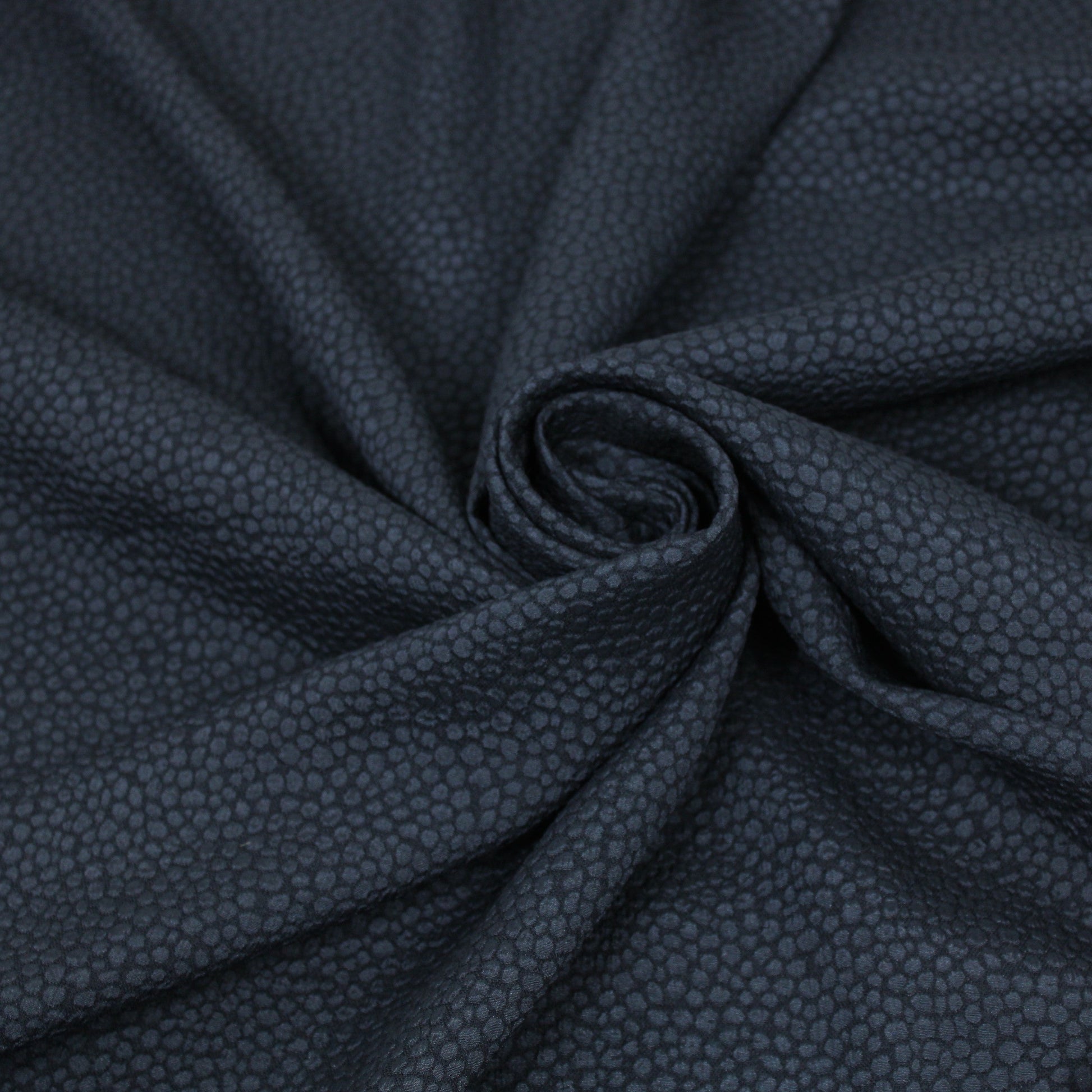 Tissu crêpe gaufré tacheté - bleu marine - photo 1/4 | So Tissus