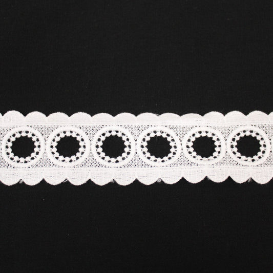 Galon - guipure blanche - motif circulaire - photo 1/3 | So Tissus