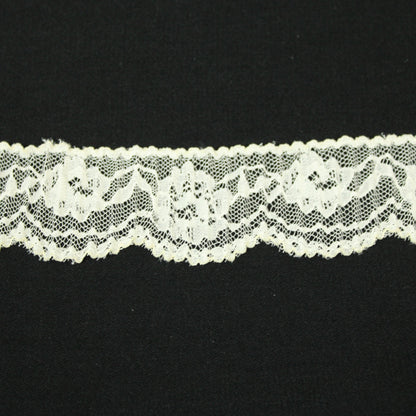Galon - dentelle plissé - écru - photo 1/3 | So Tissus