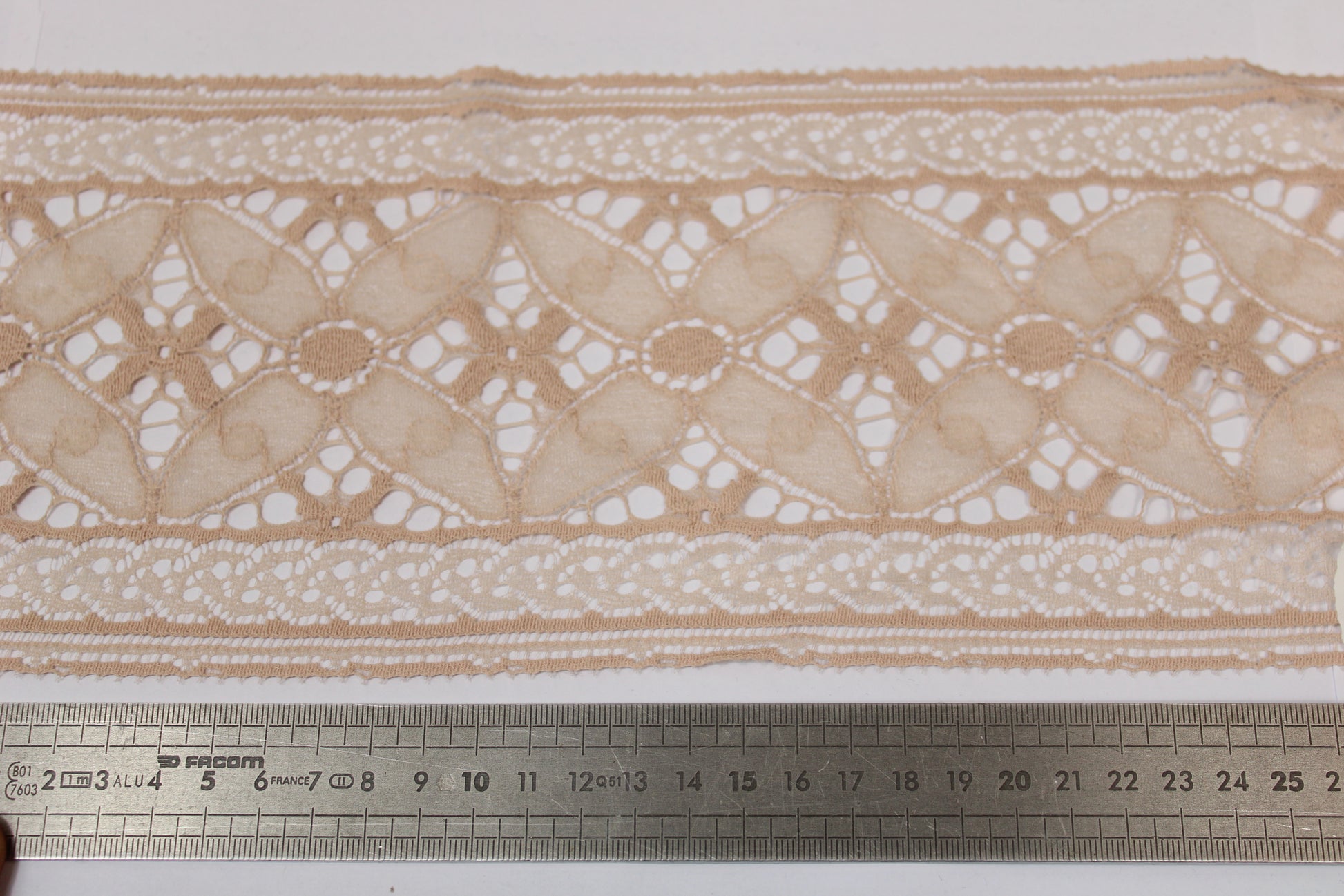Galon - dentelle nude - fleuri - photo 2/3 | So Tissus