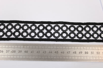 Galon - guipure noir - motif circulaire - photo 2/3 | So Tissus