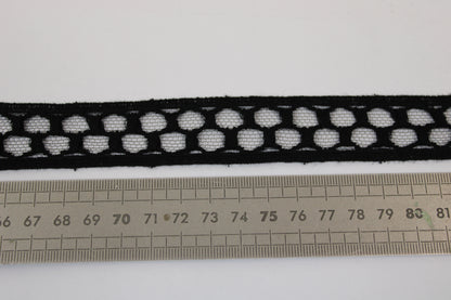 Galon - guipure noire - motif circulaire - photo 2/3 | So Tissus