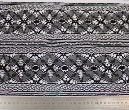 Galon - dentelle noire - fleuri - photo 2/3 | So Tissus