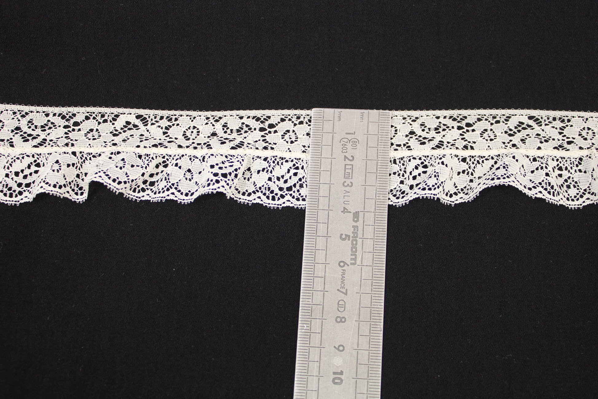 Galon - dentelle froncé ivoire - photo 3/3 | So Tissus
