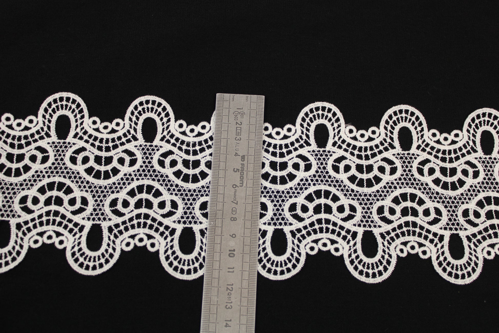 Galon - guipure ivoire - motif rosace - photo 3/3 | So Tissus