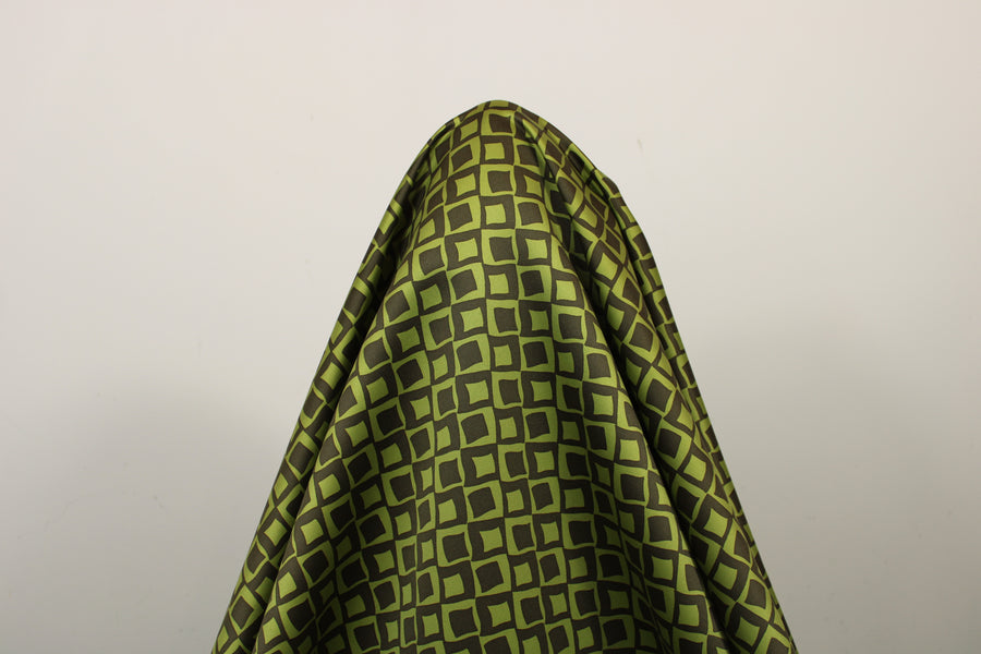 Tissu satin duchesse - imprimé géométrique - vert et kaki foncé