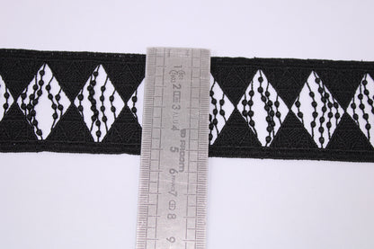 Galon - guipure noire - motif losange - photo 3/3 | So Tissus
