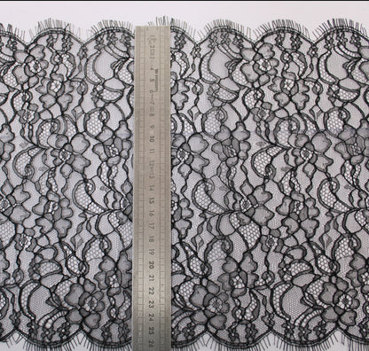 Galon - dentelle fleuri - noir - photo 3/3 | So Tissus