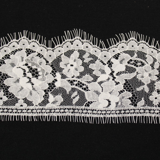 Galon - dentelle ivoire - photo 1/3 | So Tissus