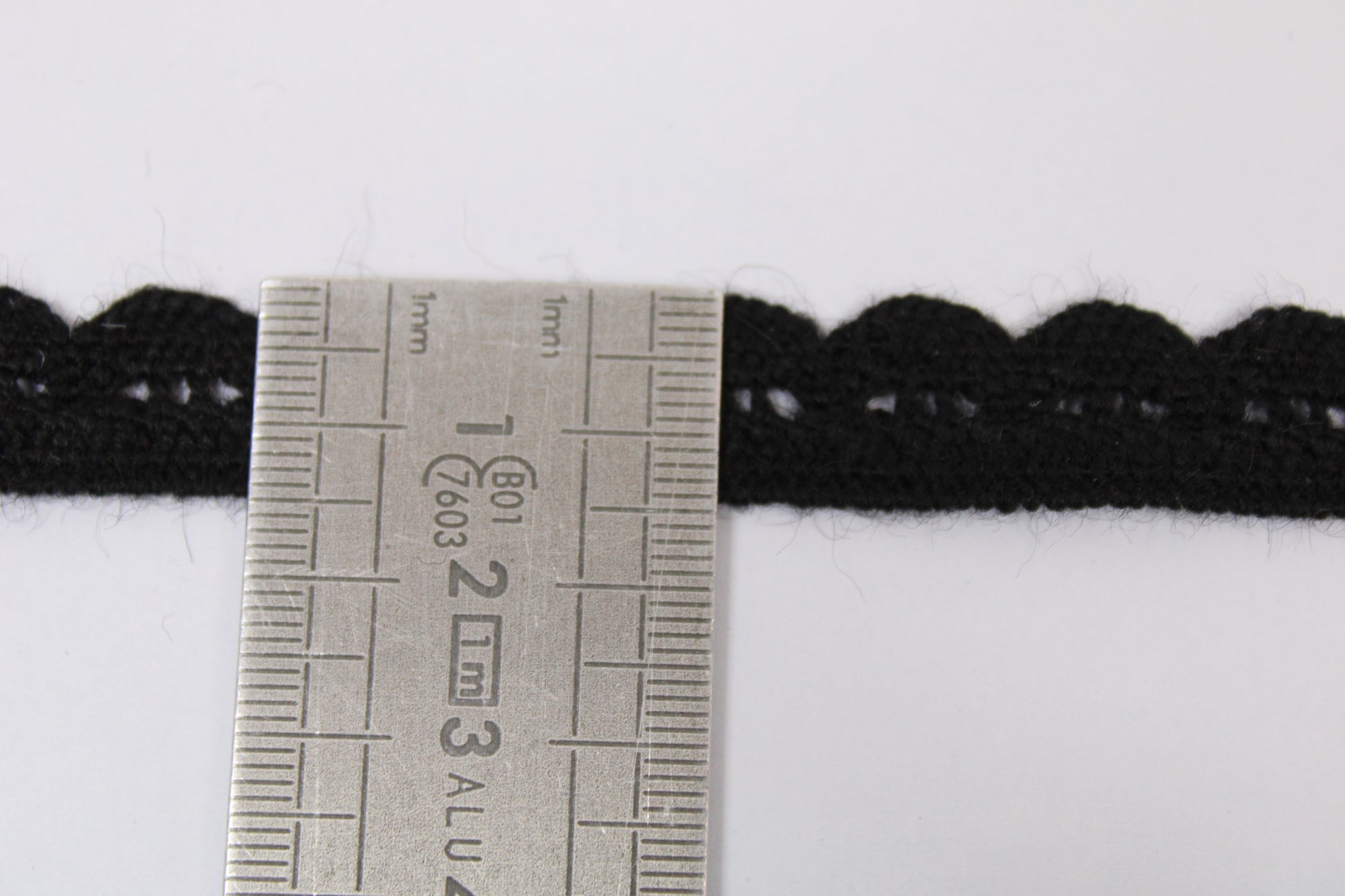 Galon - guipure laine stretch noire - photo 3/3 | So Tissus