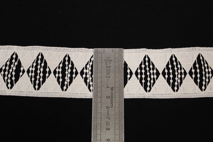Galon - guipure ivoire - motif losange - photo 3/3 | So Tissus