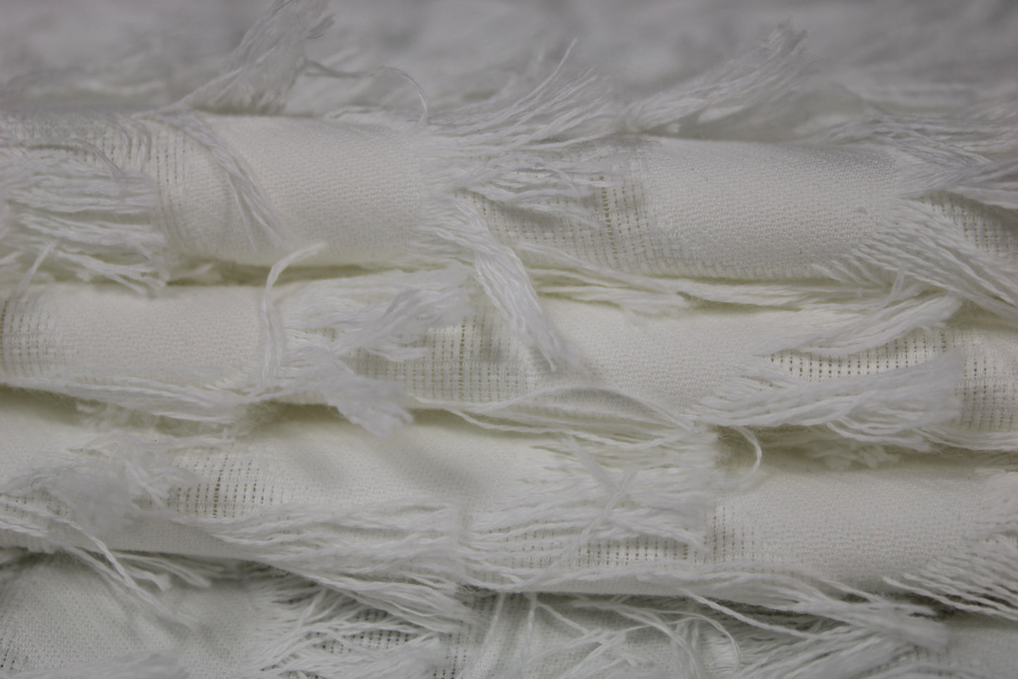 Tissu coton frangé - motif circulaire - blanc - photo 2/5 | So Tissus