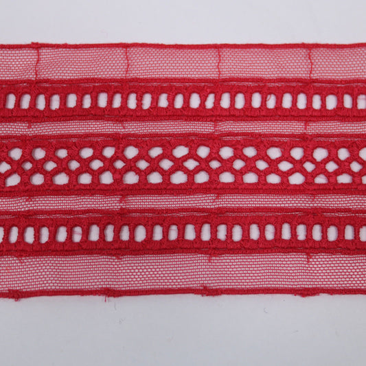 Galon - dentelle rouge - motif géométrique - photo 1/3 | So Tissus