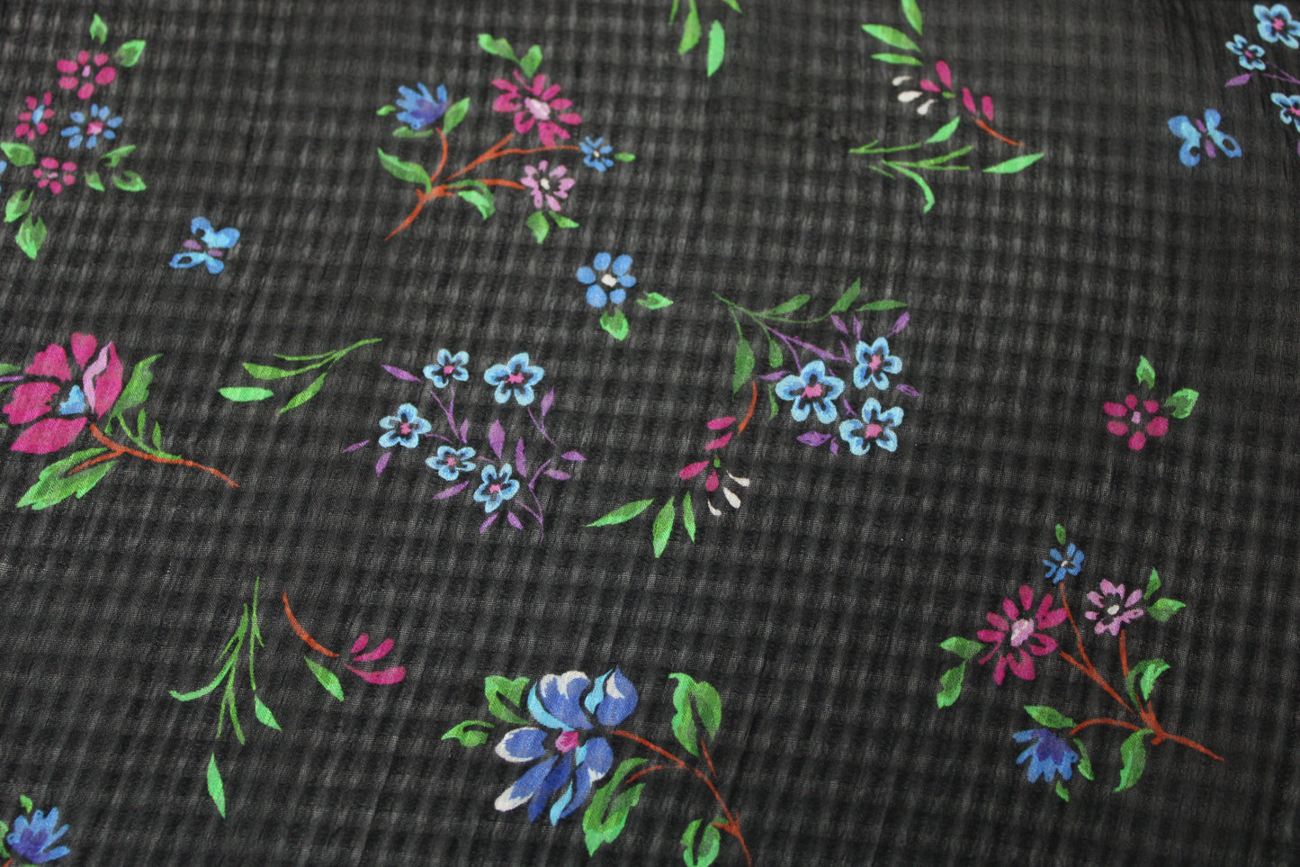 Tissu voile gaufré - imprimé fleuri - photo 4/6 | So Tissus