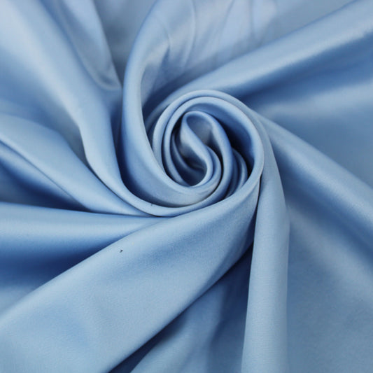 Tissu crêpe envers satin - bleu ciel - photo 1/3 | So Tissus