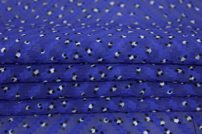 Tissu mousseline - imprimé moucheté et chevron - ton bleu nuit - photo 2/5 | So Tissus