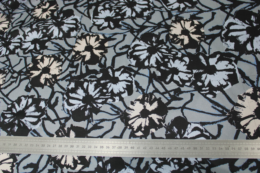 Tissu soie plume - imprimé fleurs abstraites - gris bleu